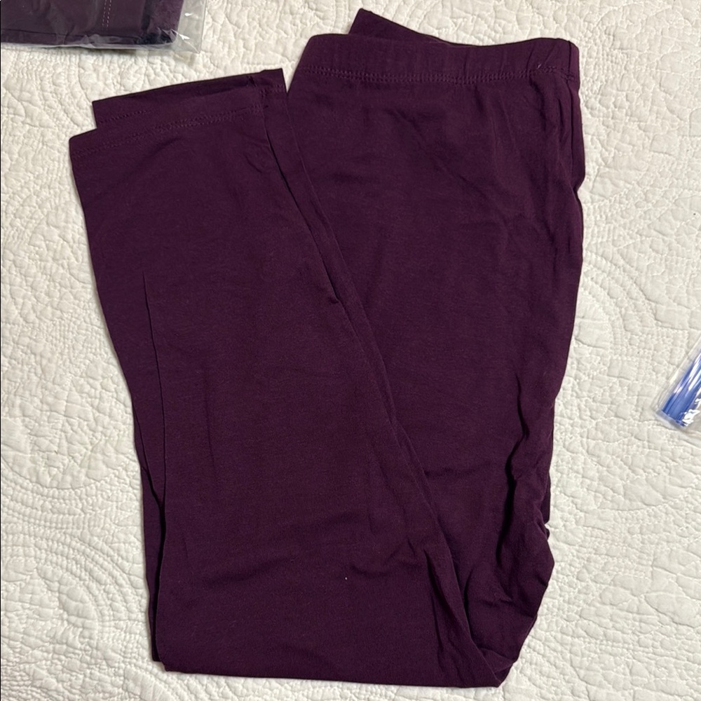 Zenana Women’s Wine Leggings Size M